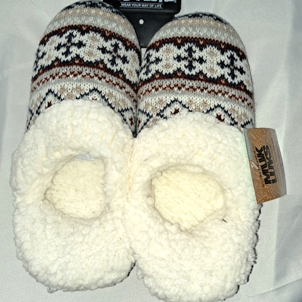 Muk Luks Ladies slippers.